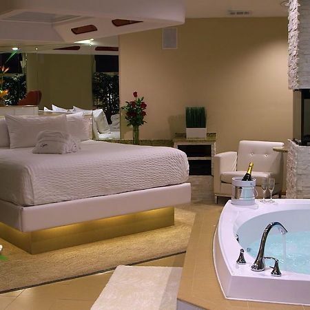 Sybaris Pool Suites Frankfort - Adults Only Luaran gambar